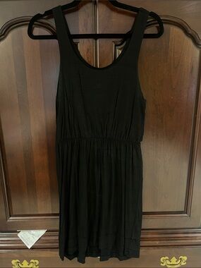 Lush Classic Black Sleeveless Women’s Dress tank style sleeveless